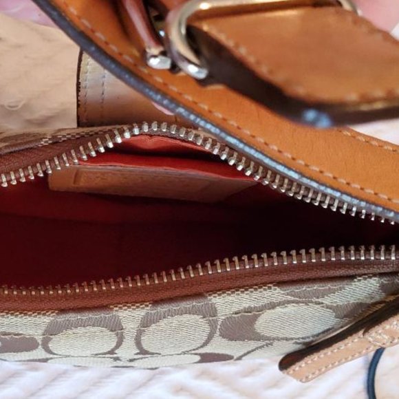 AUTHETIC COACH SHOULDER BAG - Picture 11 of 11